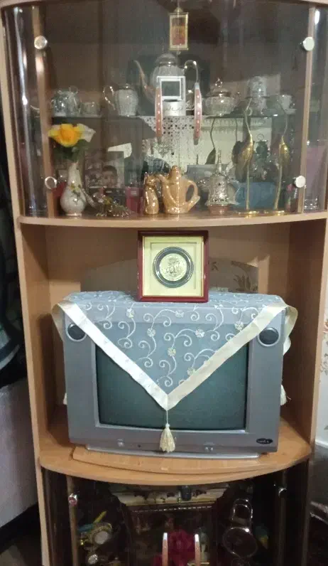 تلوزیون و میز|تلویزیون و پروژکتور|تبریز, |دیوار