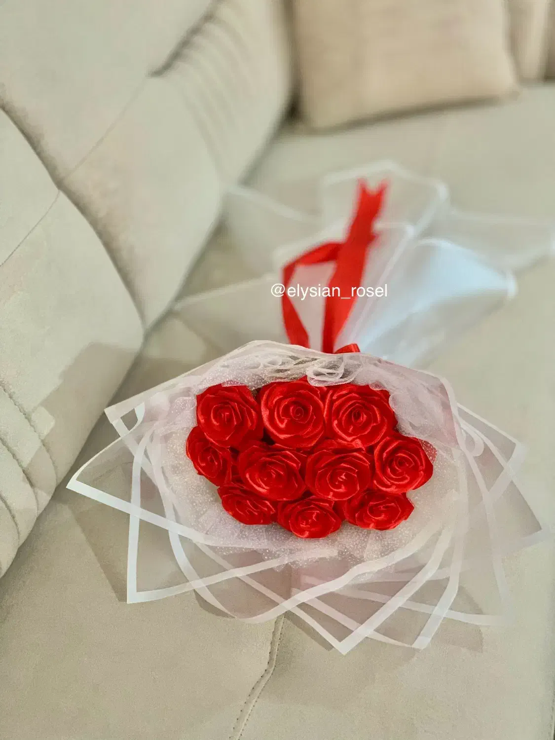 رز قرمز|گل مصنوعی|ارومیه, |دیوار