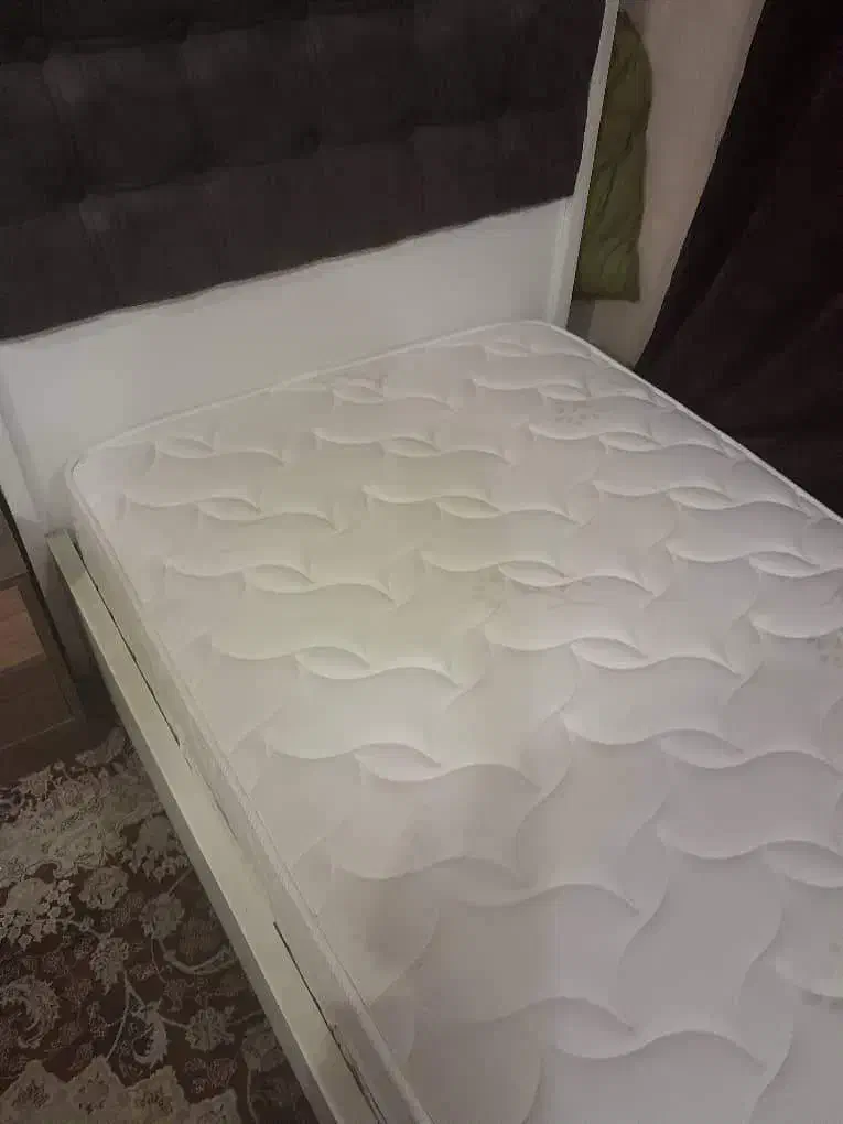 تخت خواب وتشک خوشخواب|تخت و سرویس خواب|هشتگرد, شهرک پامچال|دیوار