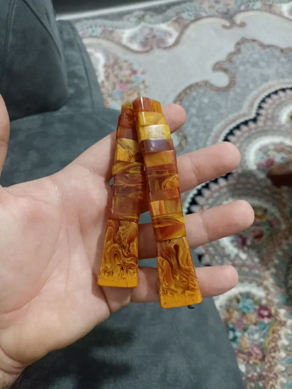 تسبیح زازا|کلکسیون اشیاء عتیقه|ساوه, |دیوار