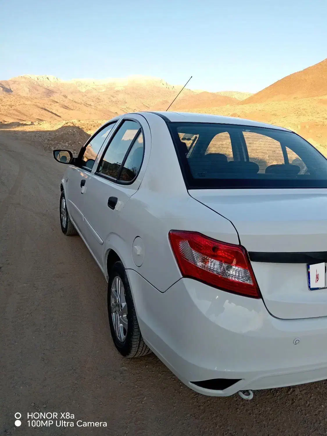 ساینا مدل97|خودرو سواری و وانت|شهرضا, |دیوار