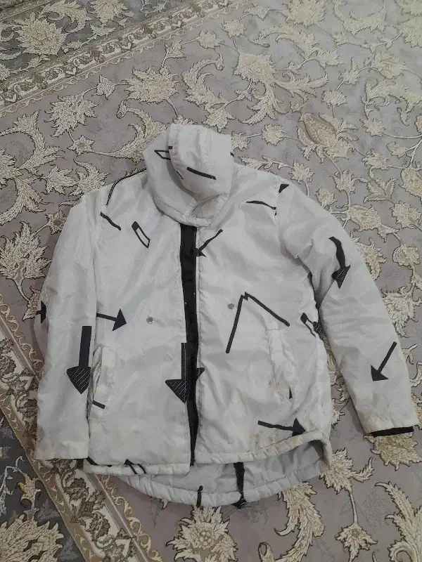 بارانی|لباس|نورآباد, |دیوار