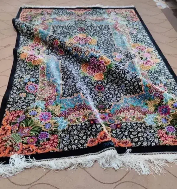 فرش دستباف ابریشم|فرش|قم, ولیعصر|دیوار