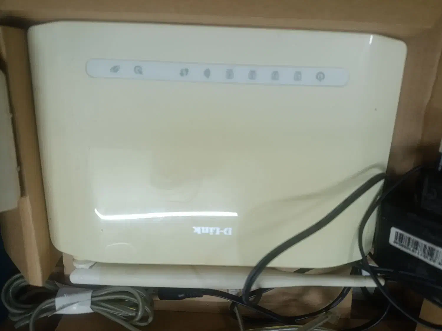 مودم Dlink سالم|مودم و تجهیزات شبکه|قم, انصار‌الحسین|دیوار