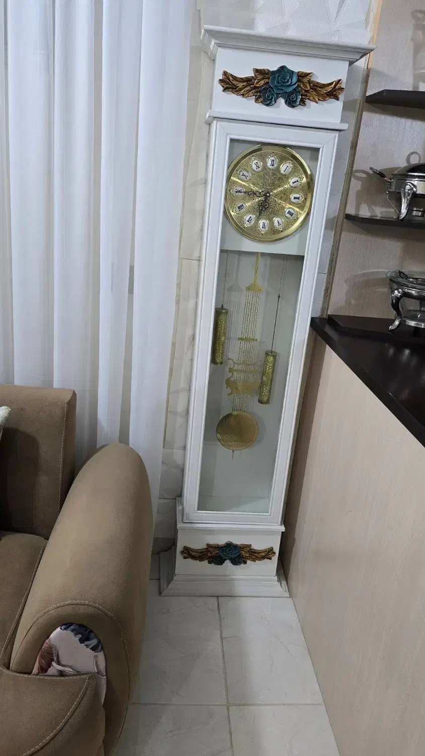 ساعت ایستاده|ساعت دیواری و تزئینی|قدس, شهرقدس|دیوار