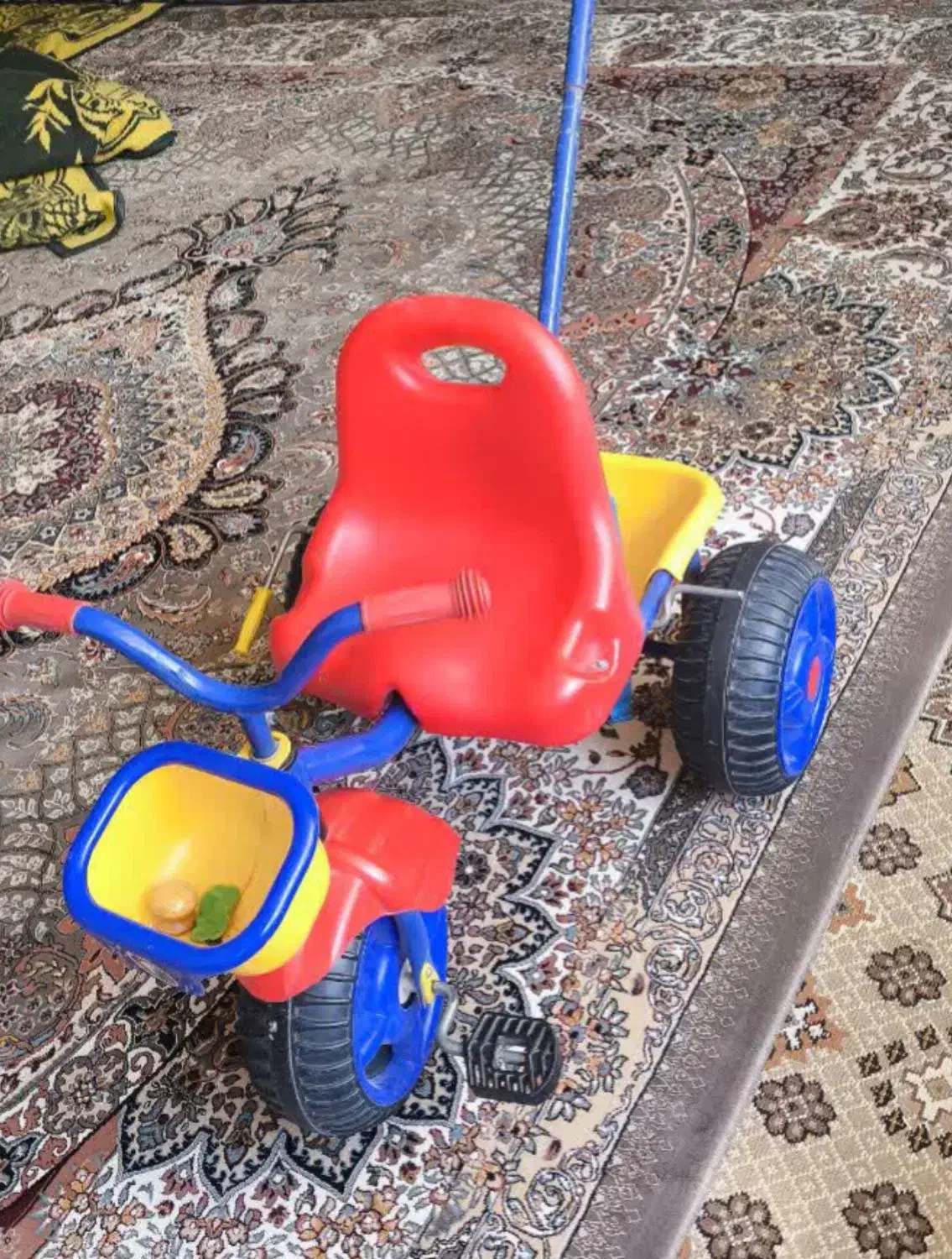 سه چرخه کودک|دوچرخه، اسکیت، اسکوتر|برخوار, |دیوار