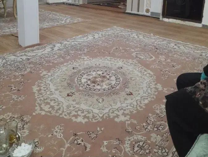 یک عدد فرش ۹متری کارکرده|فرش|پارس‌آباد, |دیوار