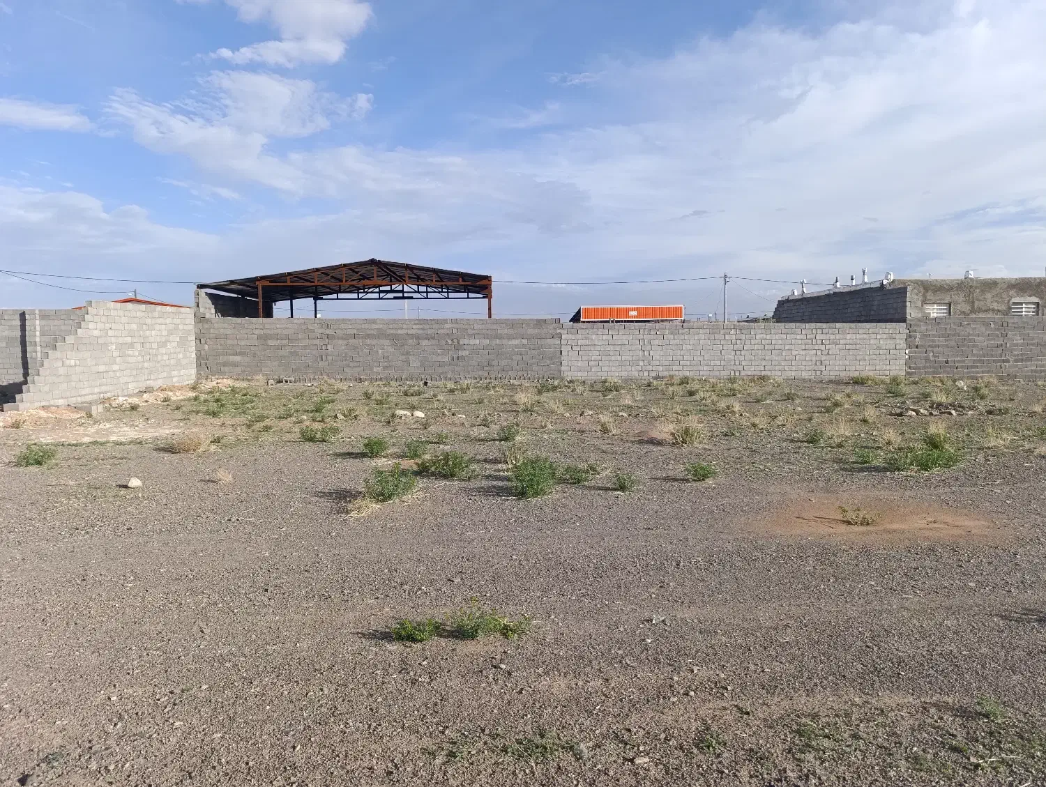 فروش زمین بنیاد مسکنی روستایی اسحاق اباد|فروش زمین و ملک کلنگی|پاریز, |دیوار