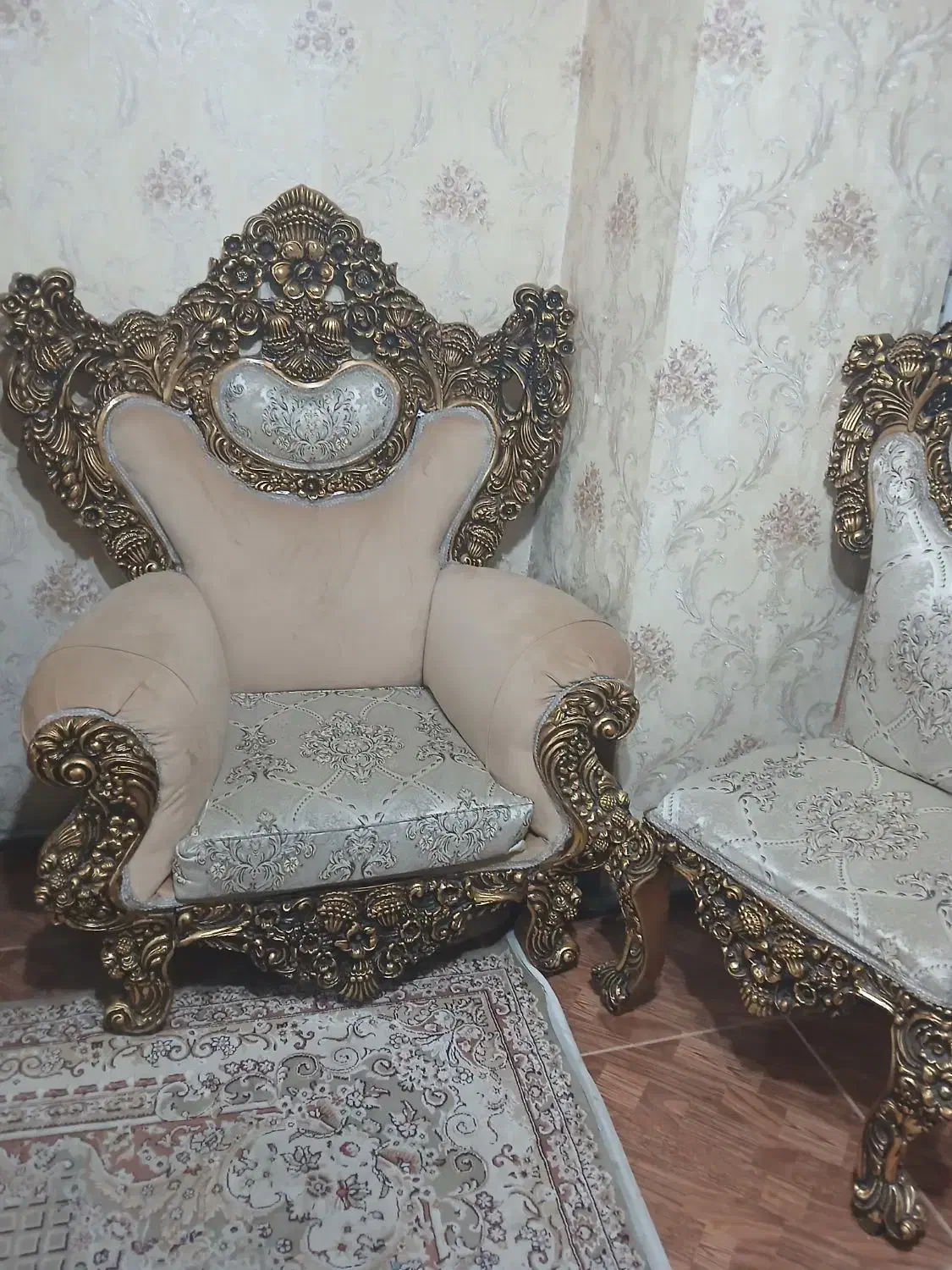 مبل سلطنتی|مبلمان خانگی و میز عسلی|خوی, |دیوار