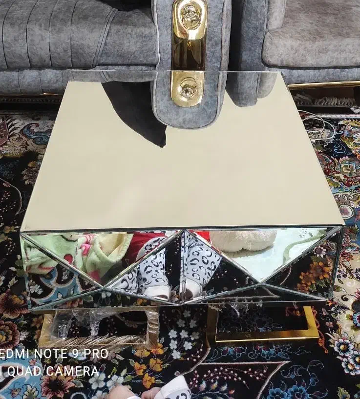 جلومبلی|مبلمان خانگی و میز عسلی|بوشهر, |دیوار