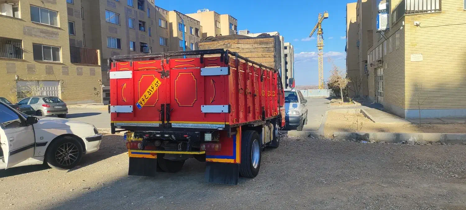 ایسوزو۳تن تمیز موتوری وفنی به شرط|خودرو سنگین|فولادشهر, B4|دیوار