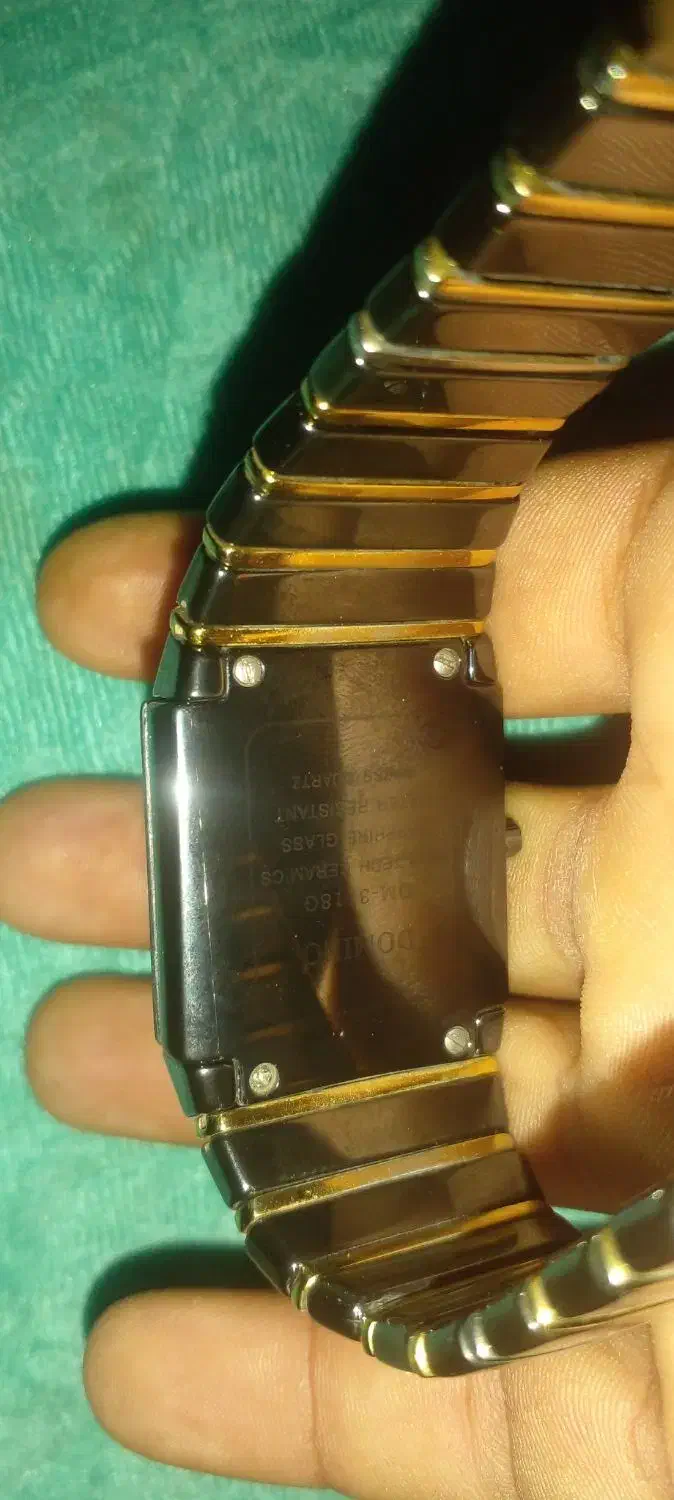 ساعت اصلئ|ساعت|میرجاوه, |دیوار