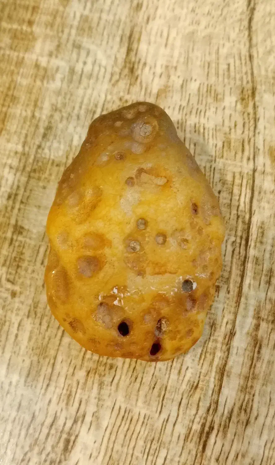 سنگ|جواهرات|کرج, اصفهانی‌ها|دیوار