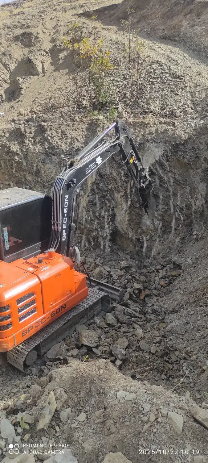 اجاره مینی بیل زنجیری|خدمات حمل و نقل|مشهد, جاهد شهر|دیوار