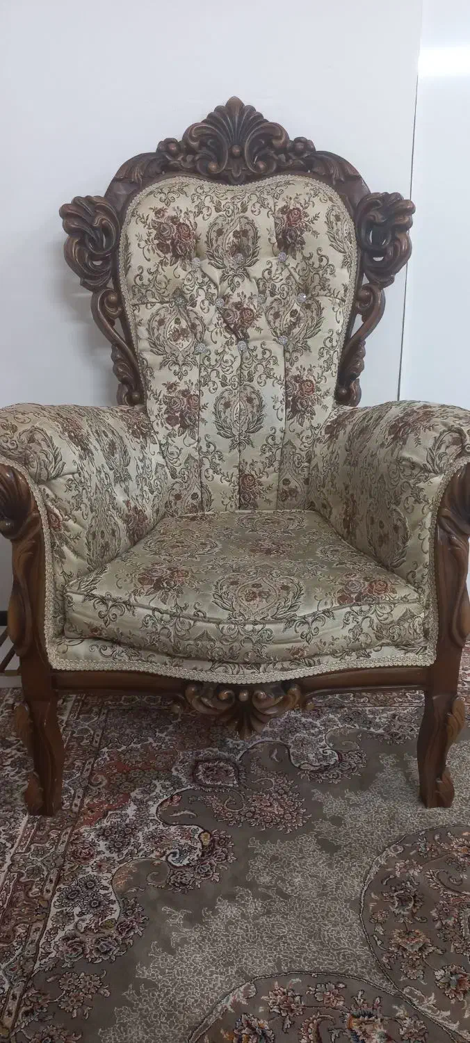 مبلمان ۹ نفره استیل|مبلمان خانگی و میز عسلی|قم, شاه سید علی|دیوار