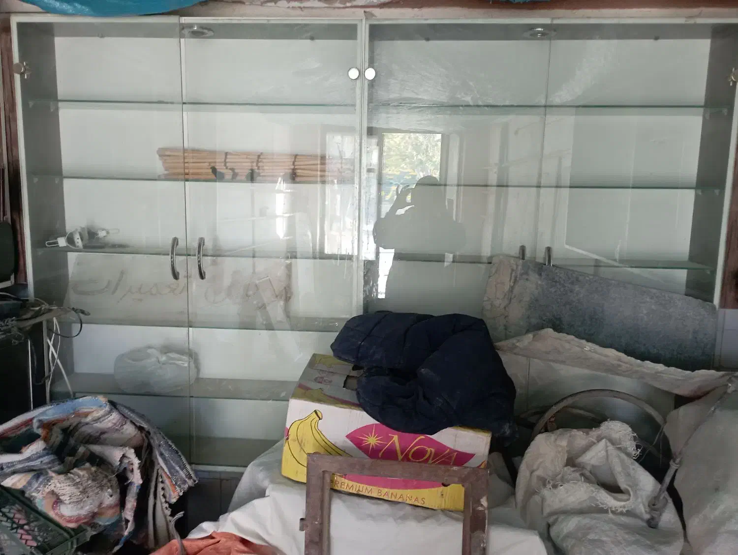 ویترین موبایل فروشی|فروشگاه و مغازه|شیروان (خراسان), |دیوار