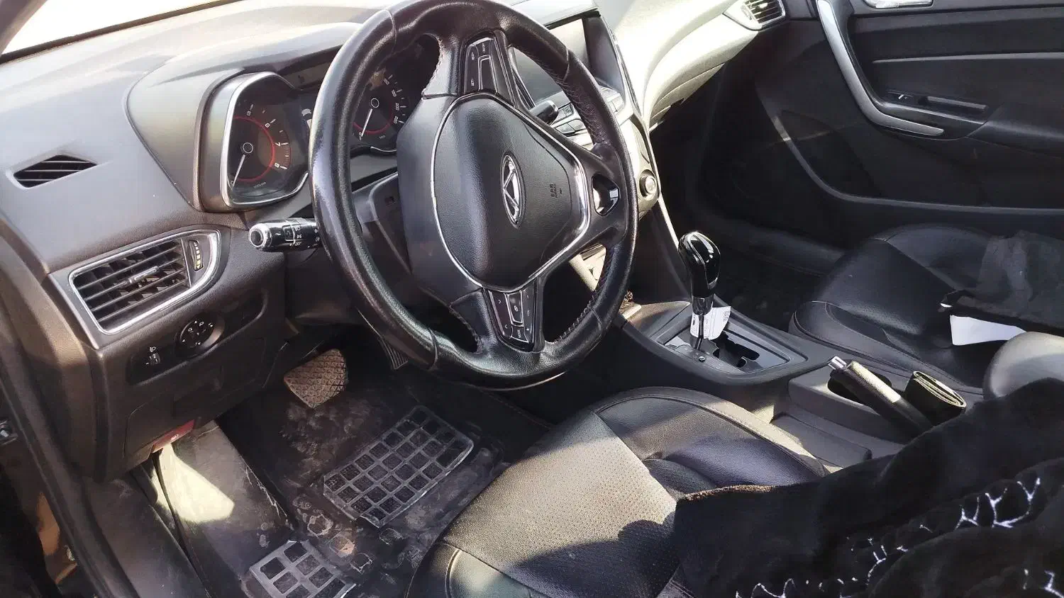 خودرو|خودرو سواری و وانت|فولادشهر, سایت صنعتی کاوه|دیوار