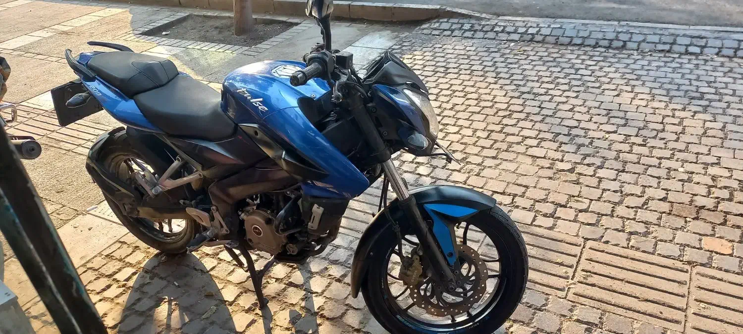 ان اس۲۰۰مدل۹۲|موتورسیکلت|تهران, زهتابی|دیوار