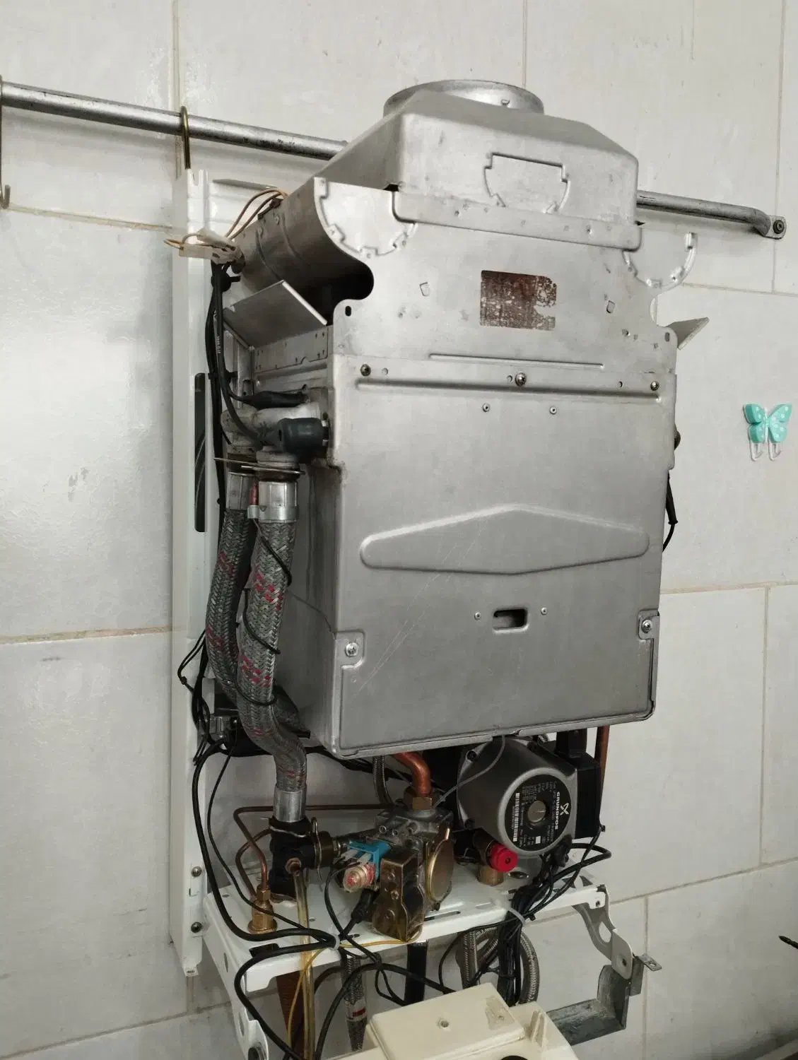 پکیج سالم و تمیز بوتان کالدا ونزیا ۲۴۰۰۰|آبگرمکن، پکیج، شوفاژ|مرند, |دیوار