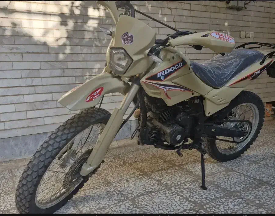 تریل ۲۵۰ کاربرات|موتورسیکلت|لاهیجان, لیل|دیوار