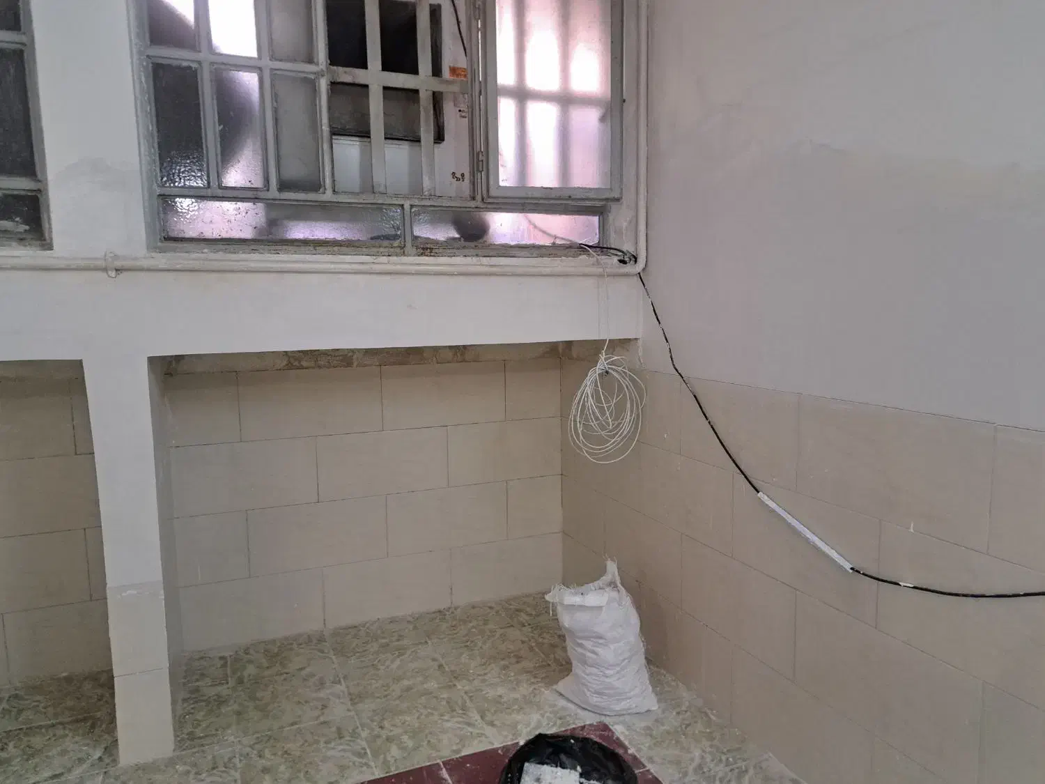 لکه گیری گچ|خدمات پیشه و مهارت|حمیدیا, |دیوار