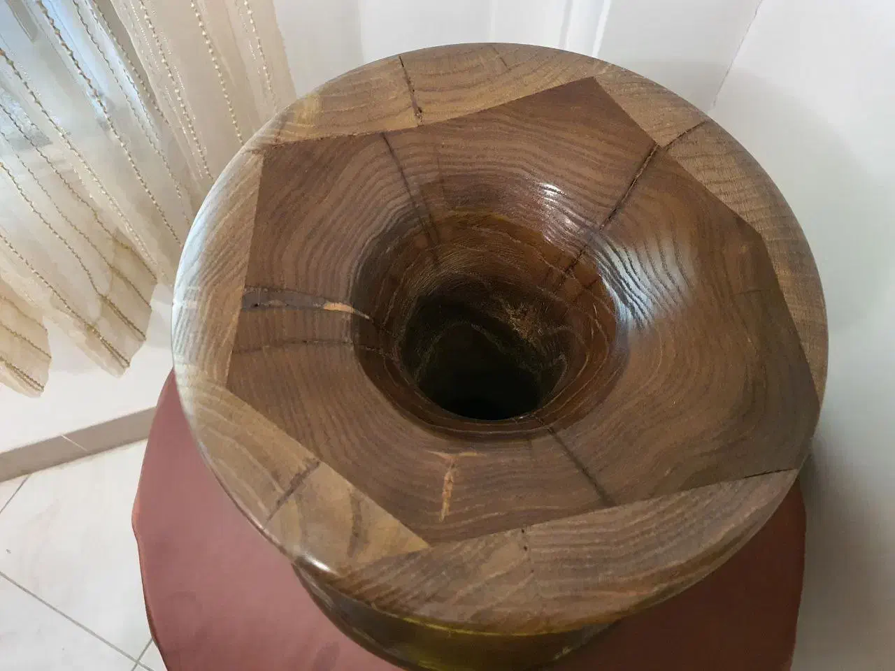 تنبک با چوب توت ۳۵ ساله|سازهای سنتی|لاهیجان, شیشه گران|دیوار