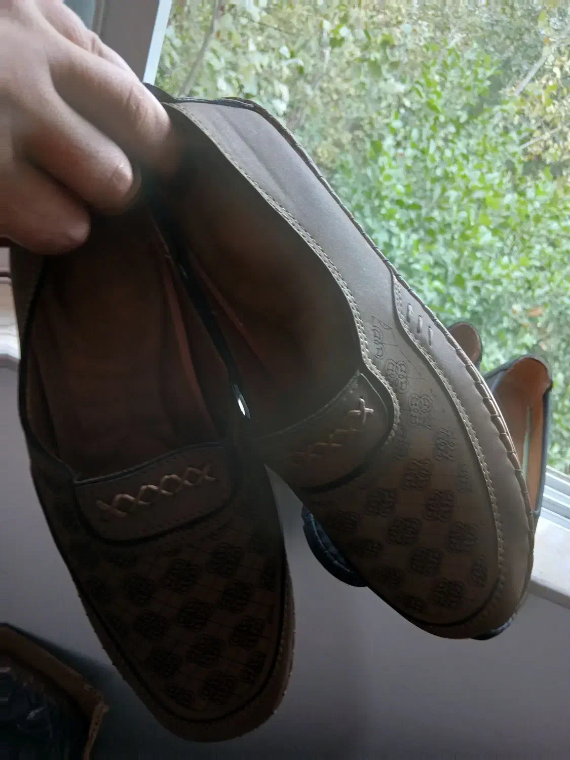 کفش طبی|کیف، کفش، کمربند|رشت, کوی حسینی|دیوار