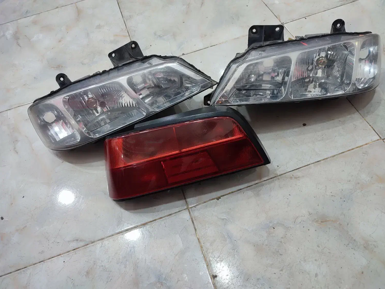 چراغ|لامپ و چراغ|بندر امام خمینی, |دیوار