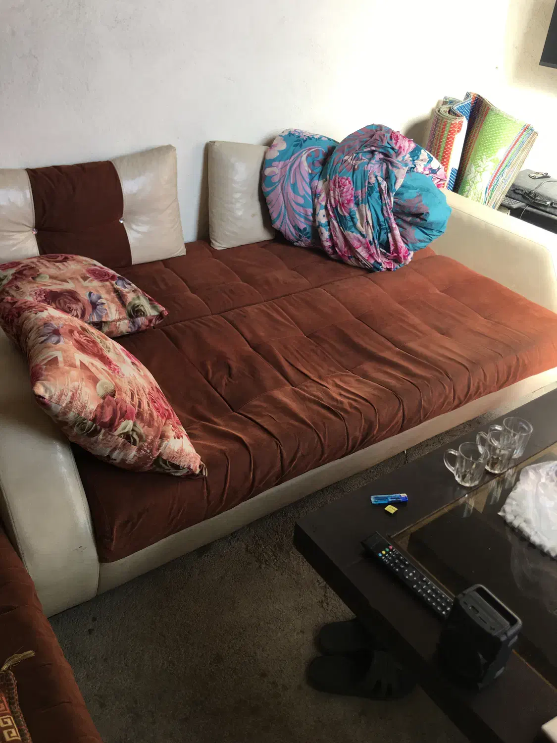 مبل راحتی تخت شو|مبلمان خانگی و میز عسلی|ارومیه, |دیوار