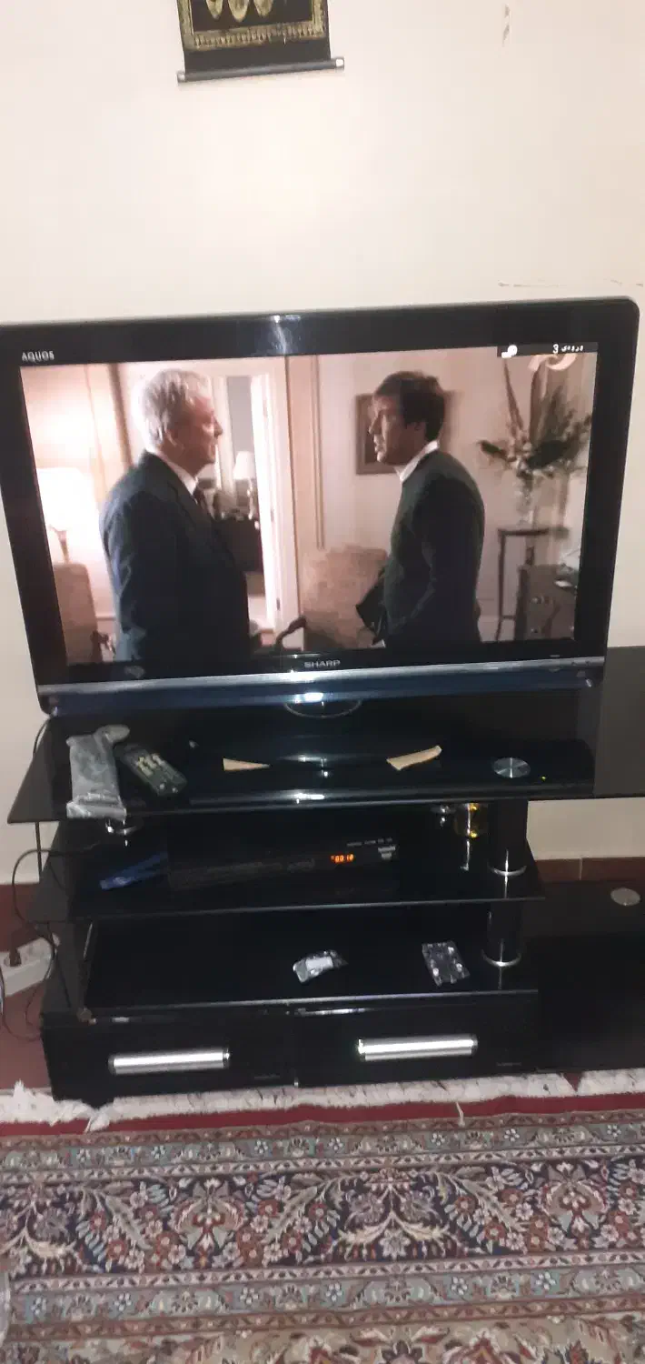 تلویزیون۳۲|تلویزیون و پروژکتور|تهران, دروازه شمیران|دیوار