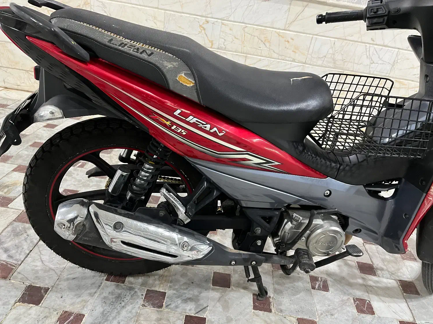 لیفان135|موتورسیکلت|سبزوار, قصبه غربی|دیوار