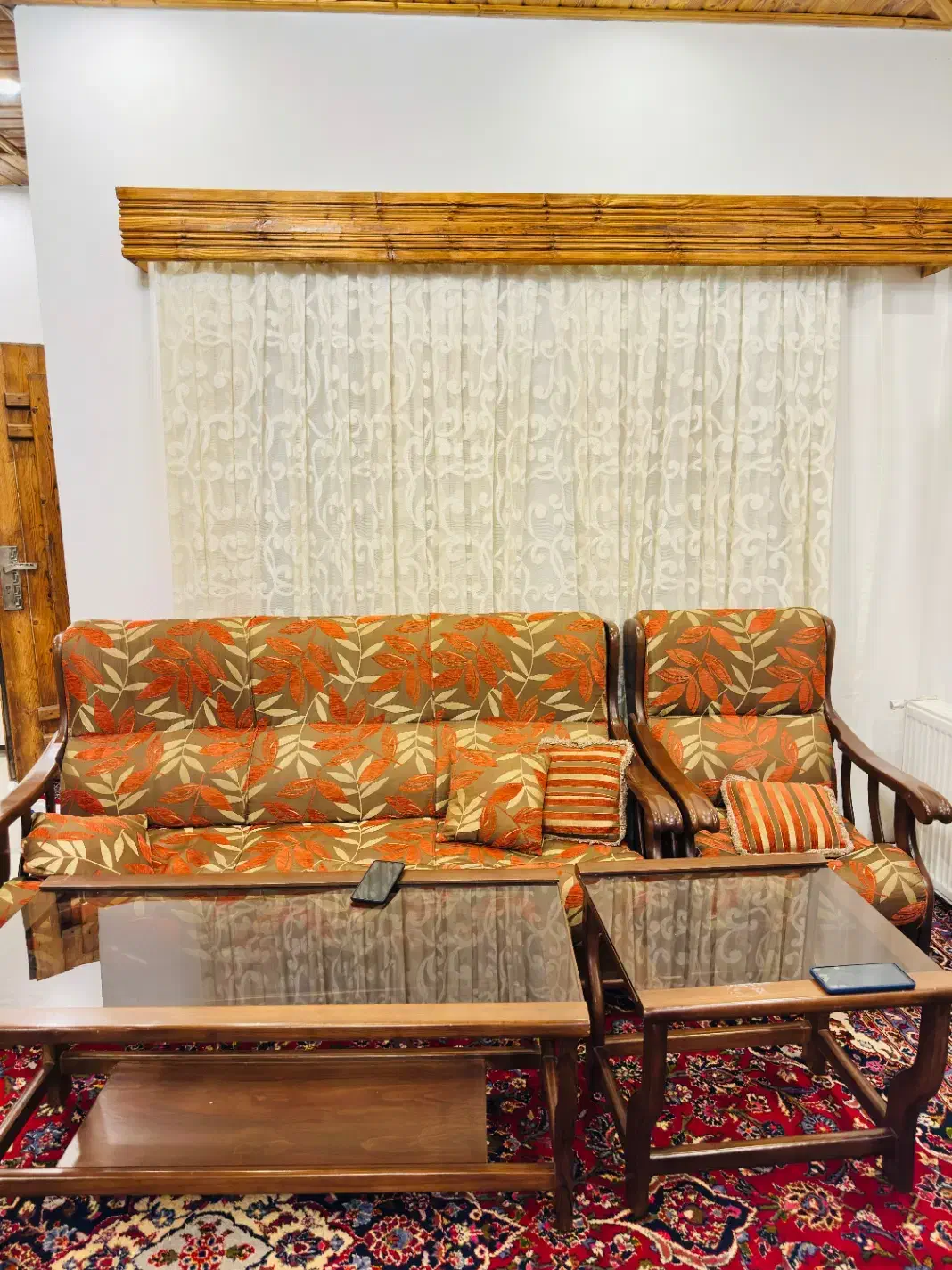 مبل راحتی چوب راش|مبلمان خانگی و میز عسلی|رویان, |دیوار