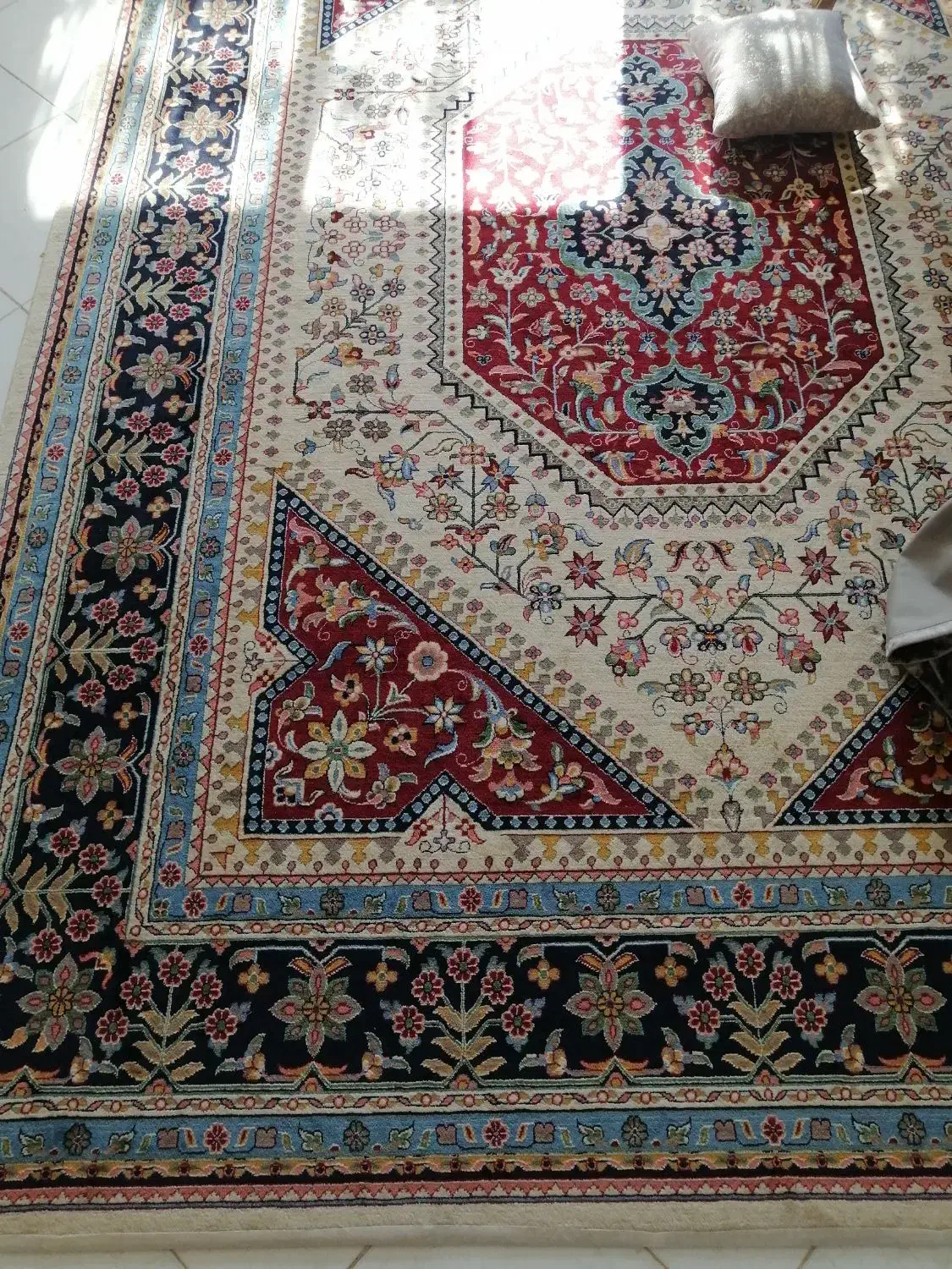 حراج فوری وزیرقیمت تعدادی وسایل|لوستر و چراغ آویز|کرج, دهقان ویلا|دیوار