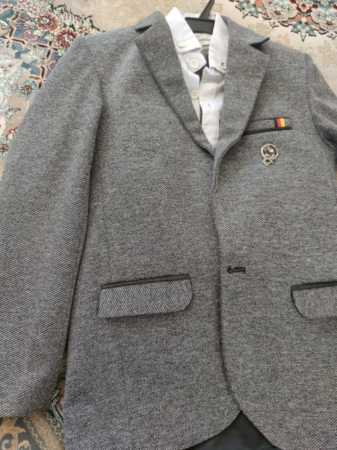 کت شلوار مناسب 8سال|کفش و لباس بچه|سنندج, |دیوار