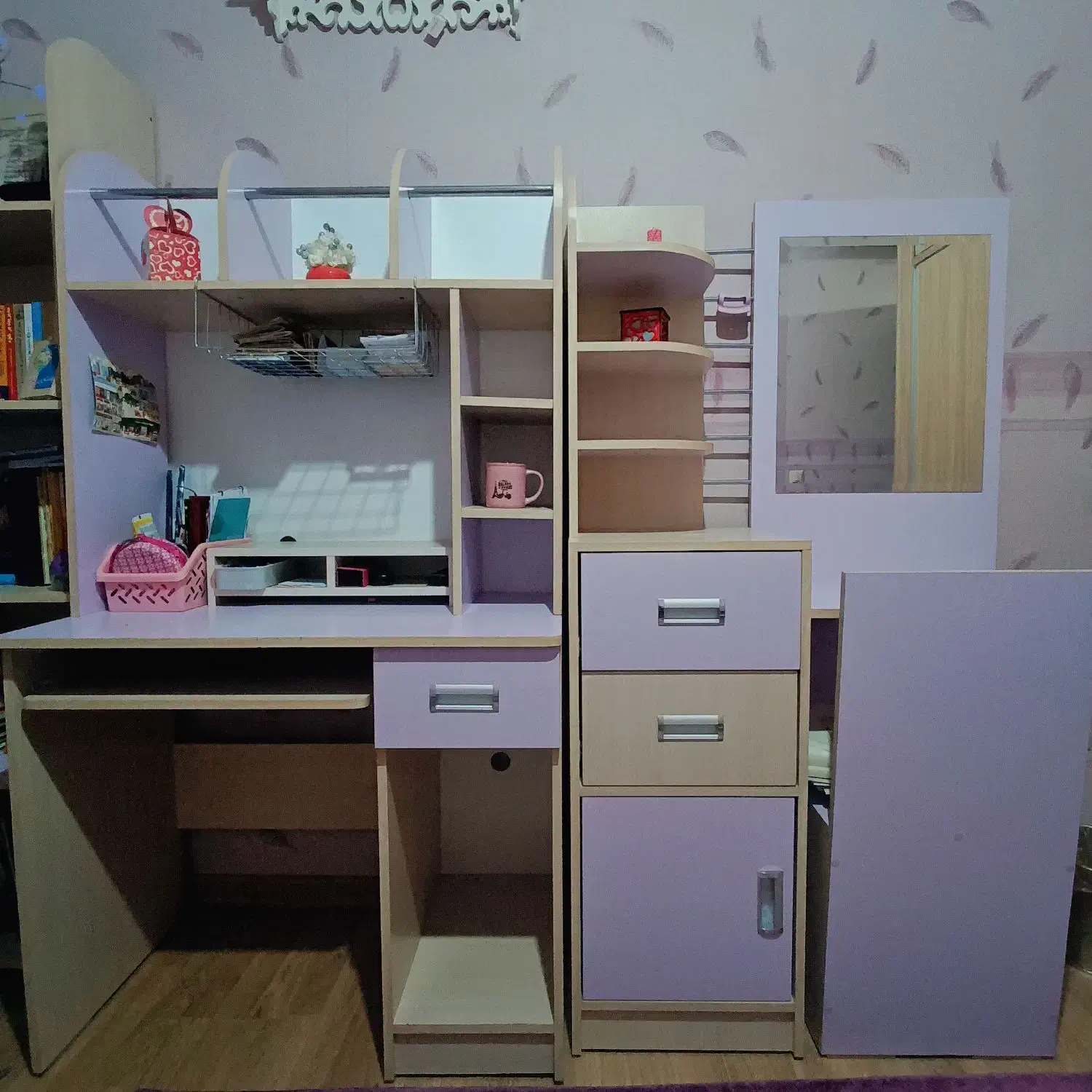 سرویس تخت و کمد، میز توالت و میز تحریر|تخت و سرویس خواب|تهران, زیبادشت|دیوار