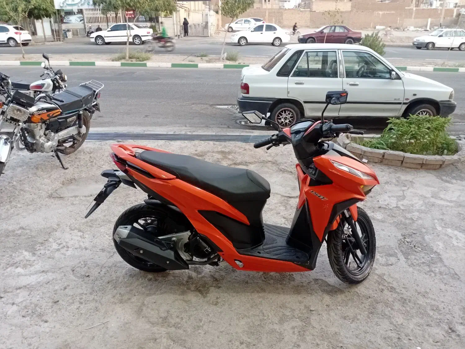 کلیک رنگ خاص|موتورسیکلت|سبزوار, غرب نیروگاه|دیوار