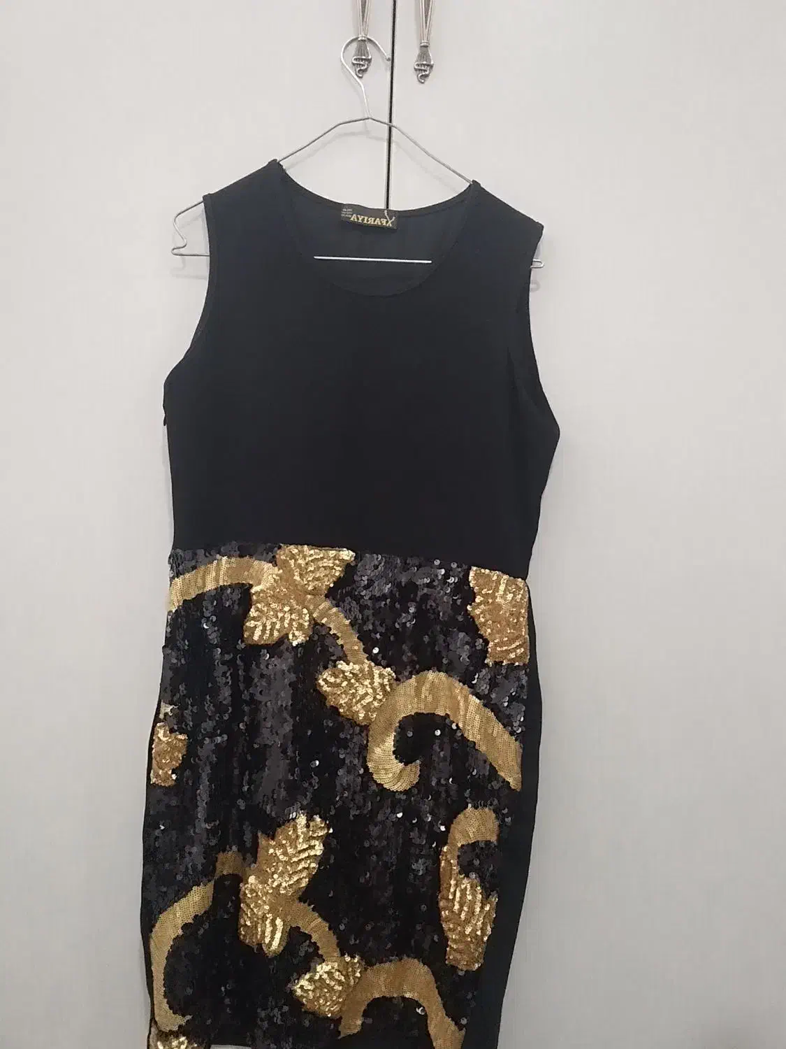 مجلسی لباس|لباس|دهلران, |دیوار