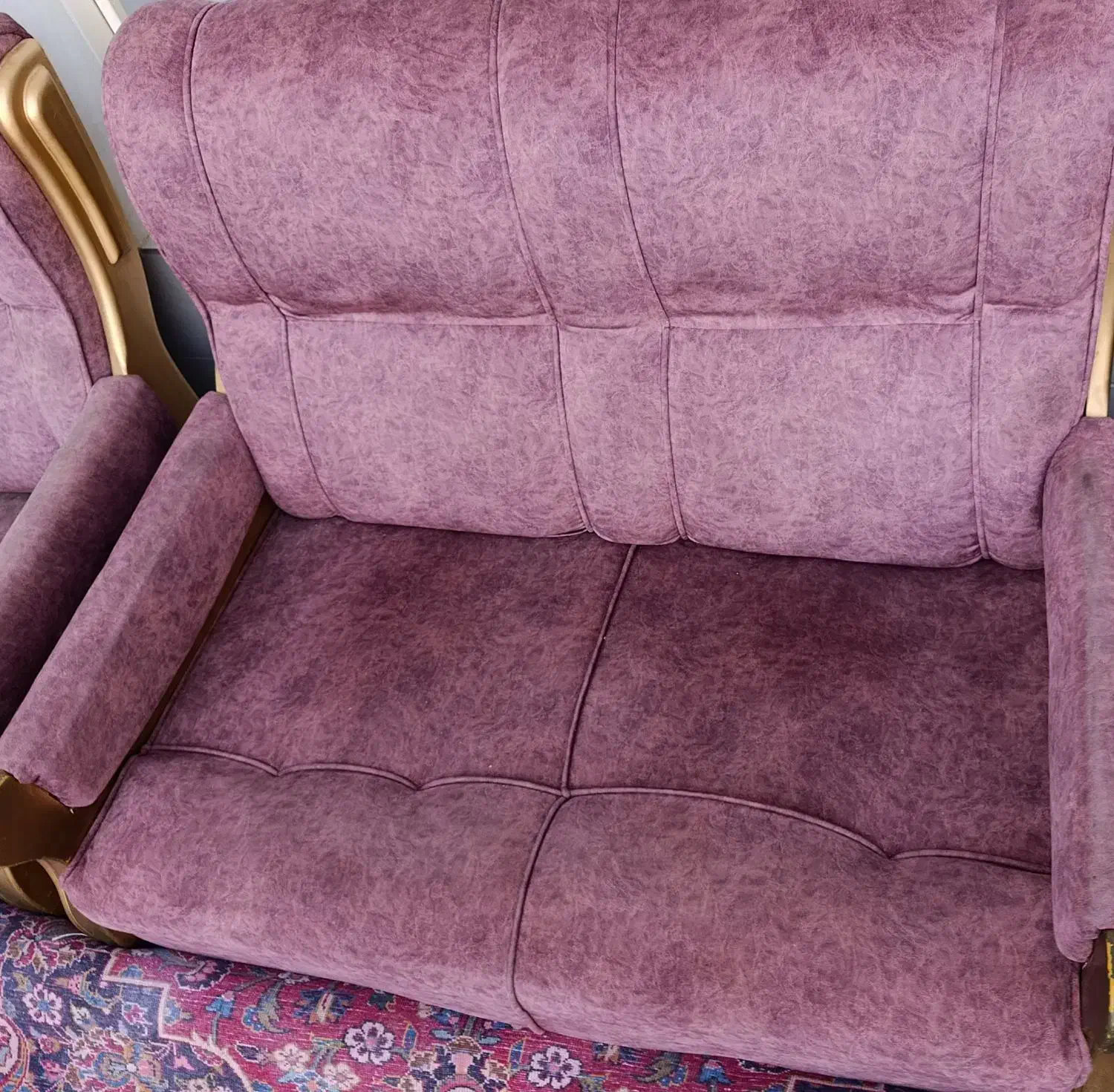 مبل|مبلمان خانگی و میز عسلی|میانه, |دیوار