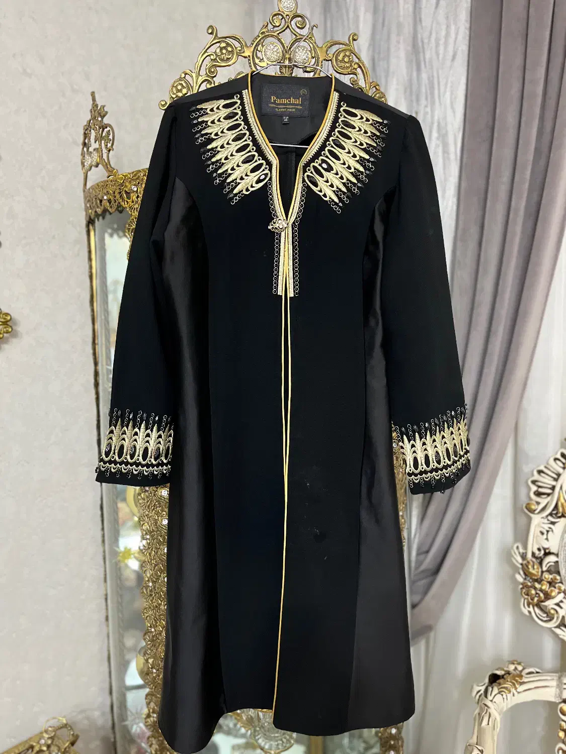 مانتو مجلسی نگین و گلدوزی شده|لباس|نسیم‌شهر, |دیوار