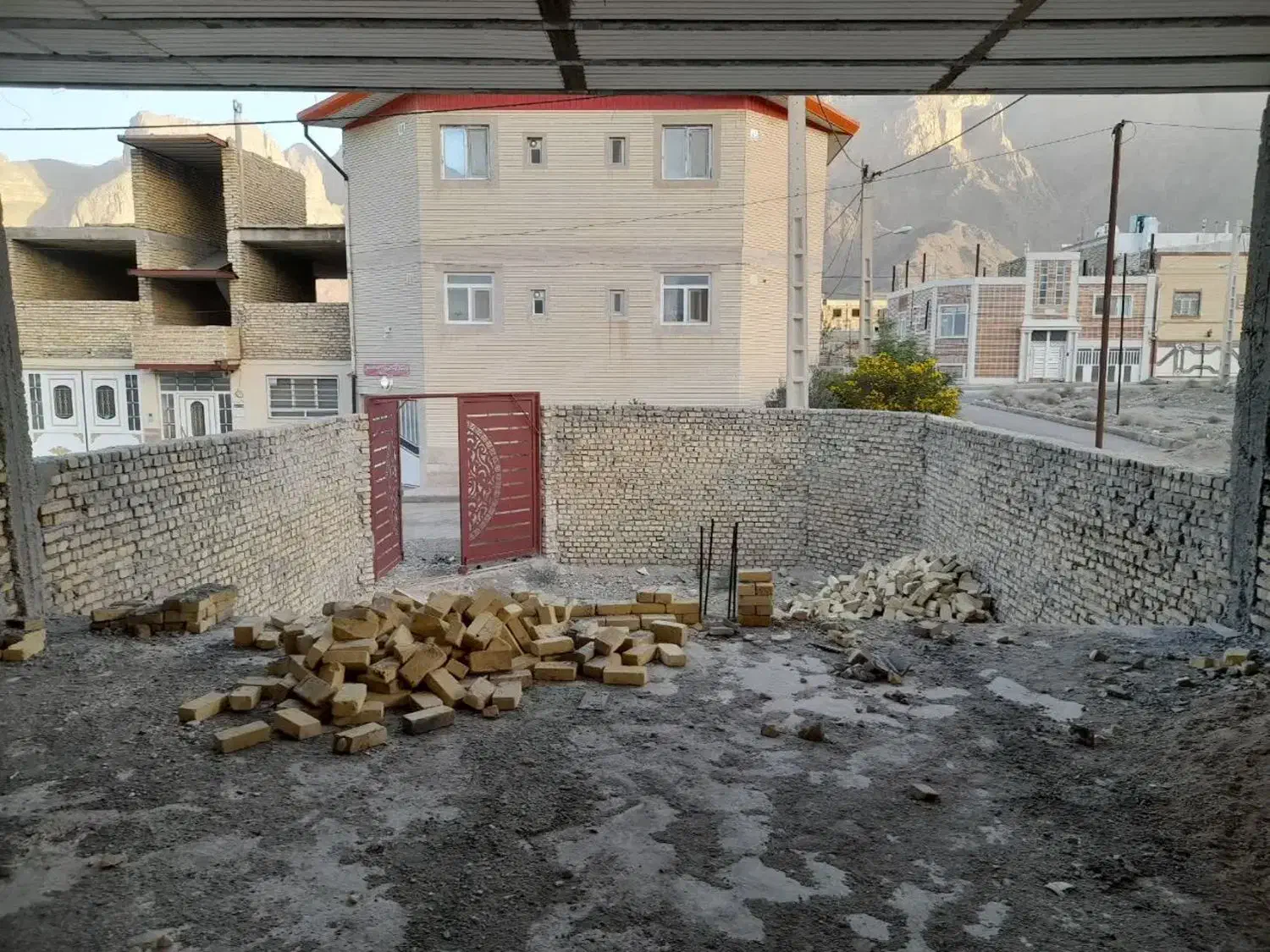 فروش یا معاوضه با خانه تفت|فروش خانه و ویلا|تفت, |دیوار