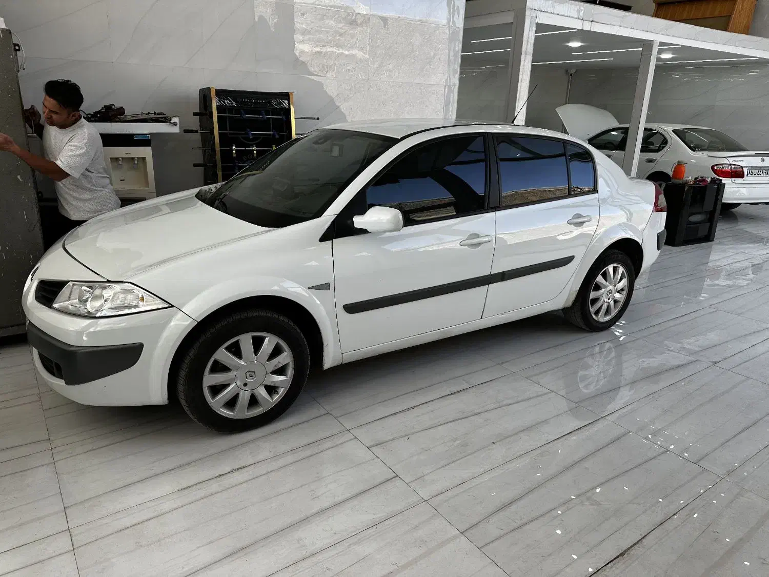 مگان اتومات 2010|خودرو سواری و وانت|همدان, |دیوار