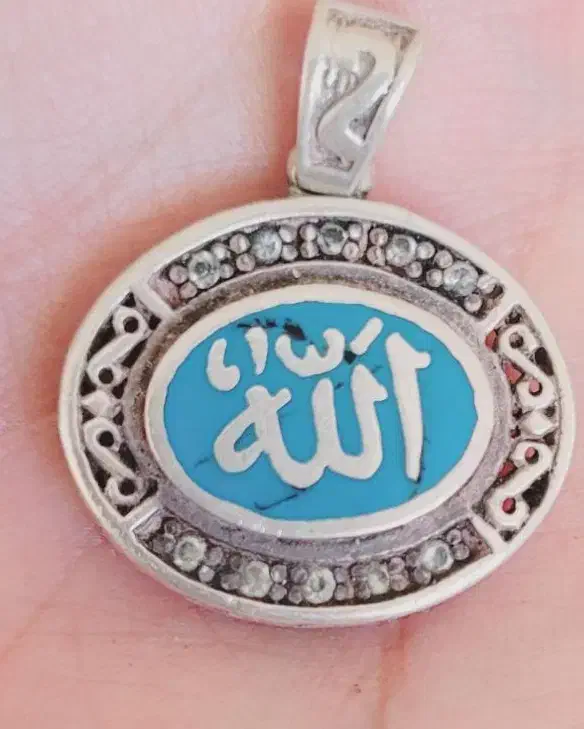 پلاک گردنی نقره ۹۲۵دستساز قدیمی  ۷۵۰|جواهرات|شیراز, زرهی|دیوار