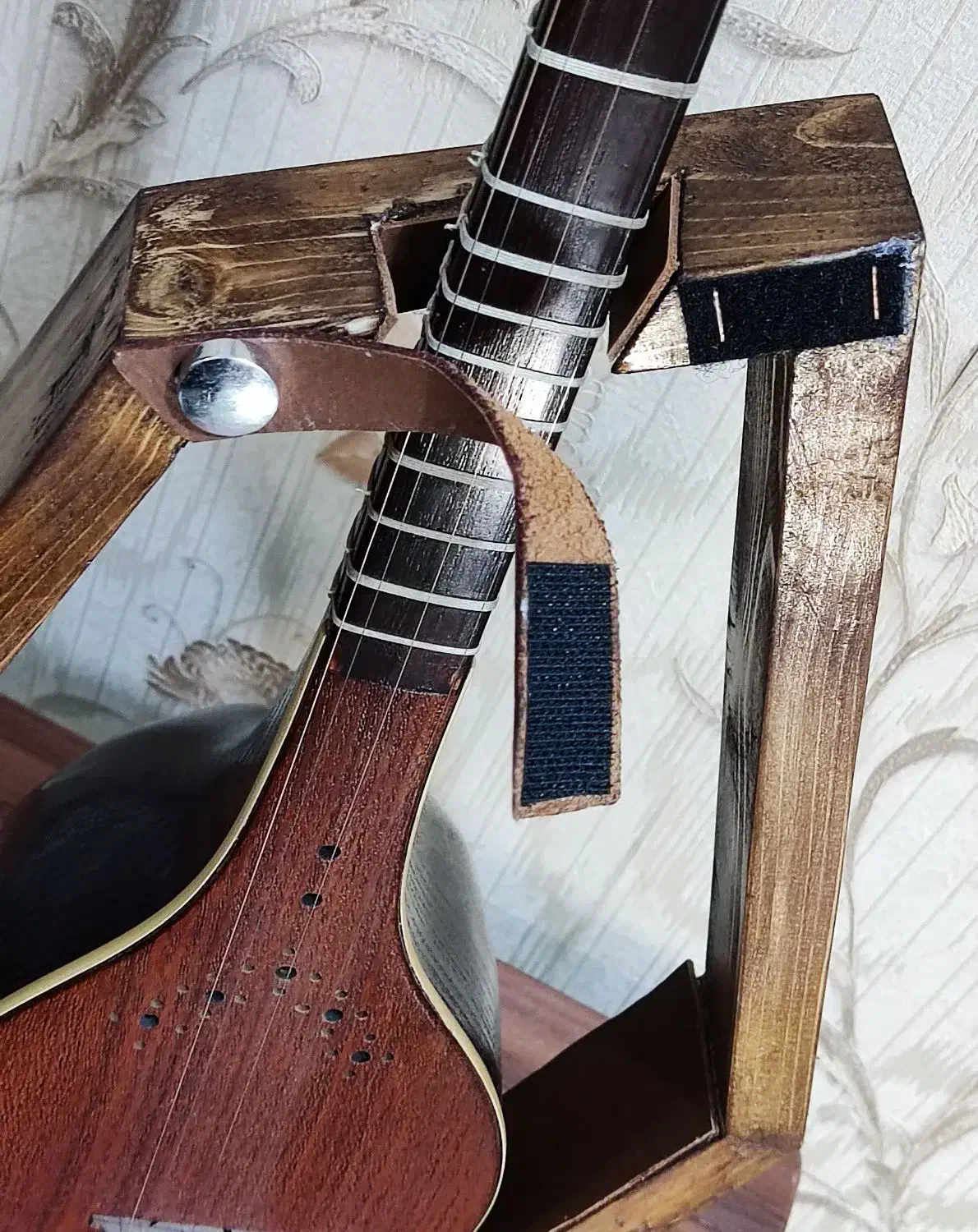 استند پایه سه تار|سازهای سنتی|تهران, زعفرانیه|دیوار