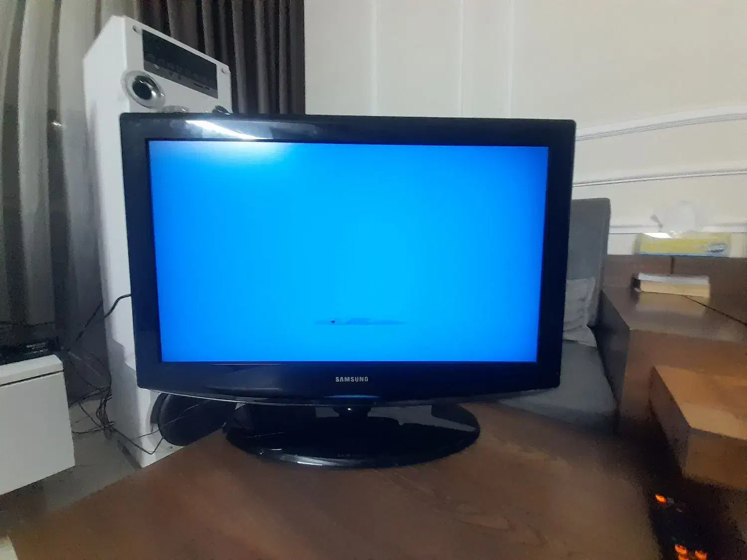 ال سی دی ۳۲ اینچ|تلویزیون و پروژکتور|مشهد, جاهد شهر|دیوار