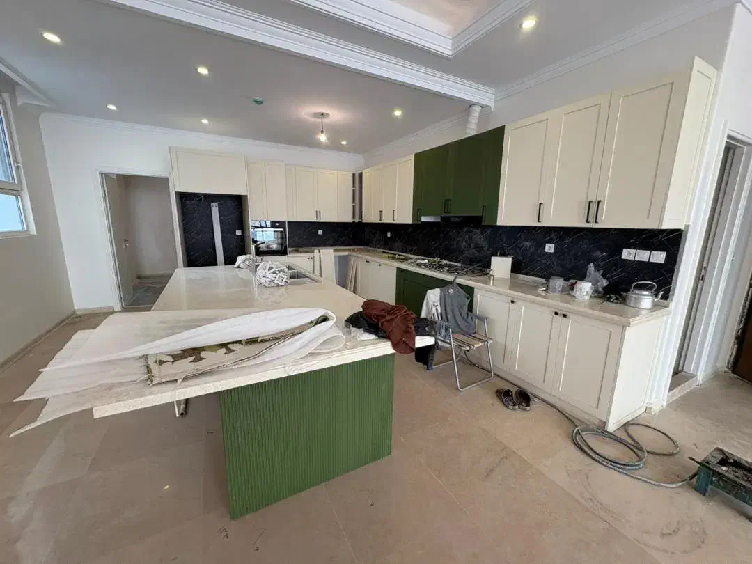 ۲۶۰متر هر۴خواب مستر نوساز برج باغ فرمانیه