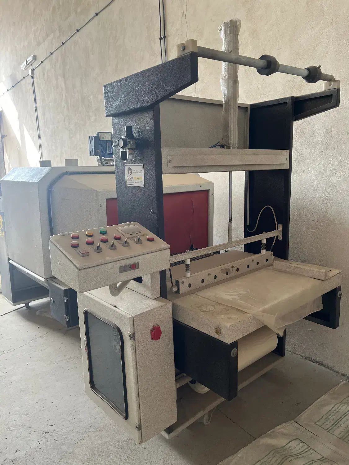 دستگاههای پلاستیک|ماشینآلات صنعتی|طرقبه, |دیوار