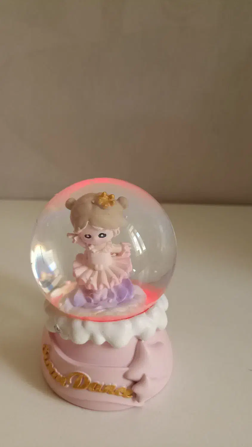 گوی چراغدار باتری خور|چراغ خواب و آباژور|کرج, چهارصد دستگاه|دیوار