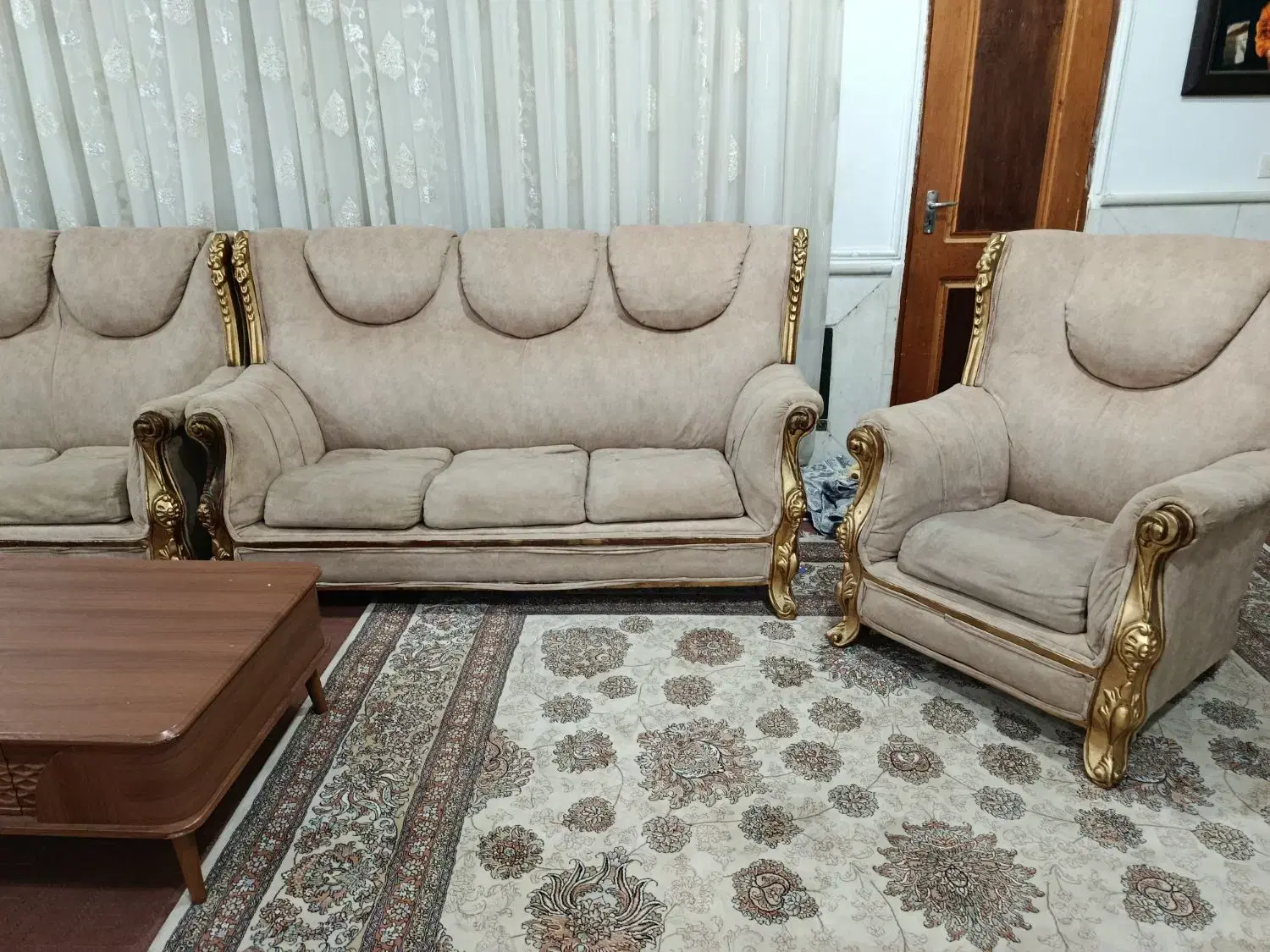 مبل۷ نفره|مبلمان خانگی و میز عسلی|زابل, |دیوار