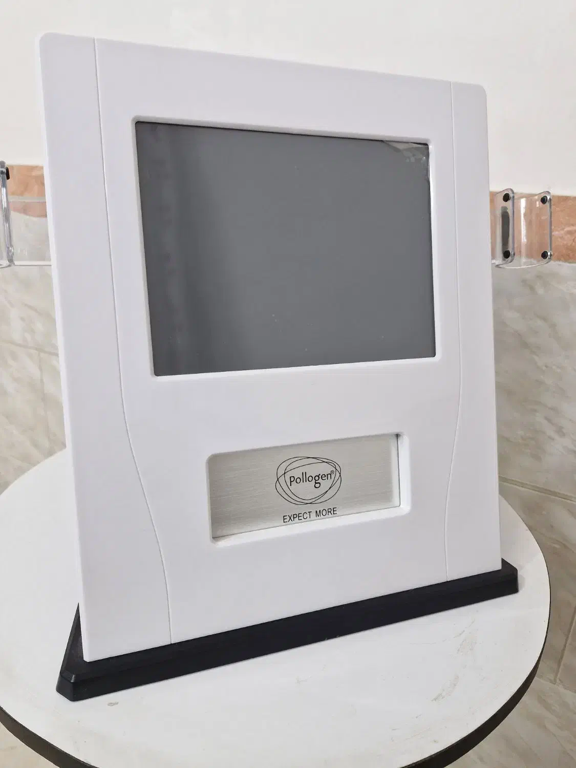 دستگاه پاکسازی پوست|آرایشگاه و سالنهای زیبایی|اراک, |دیوار