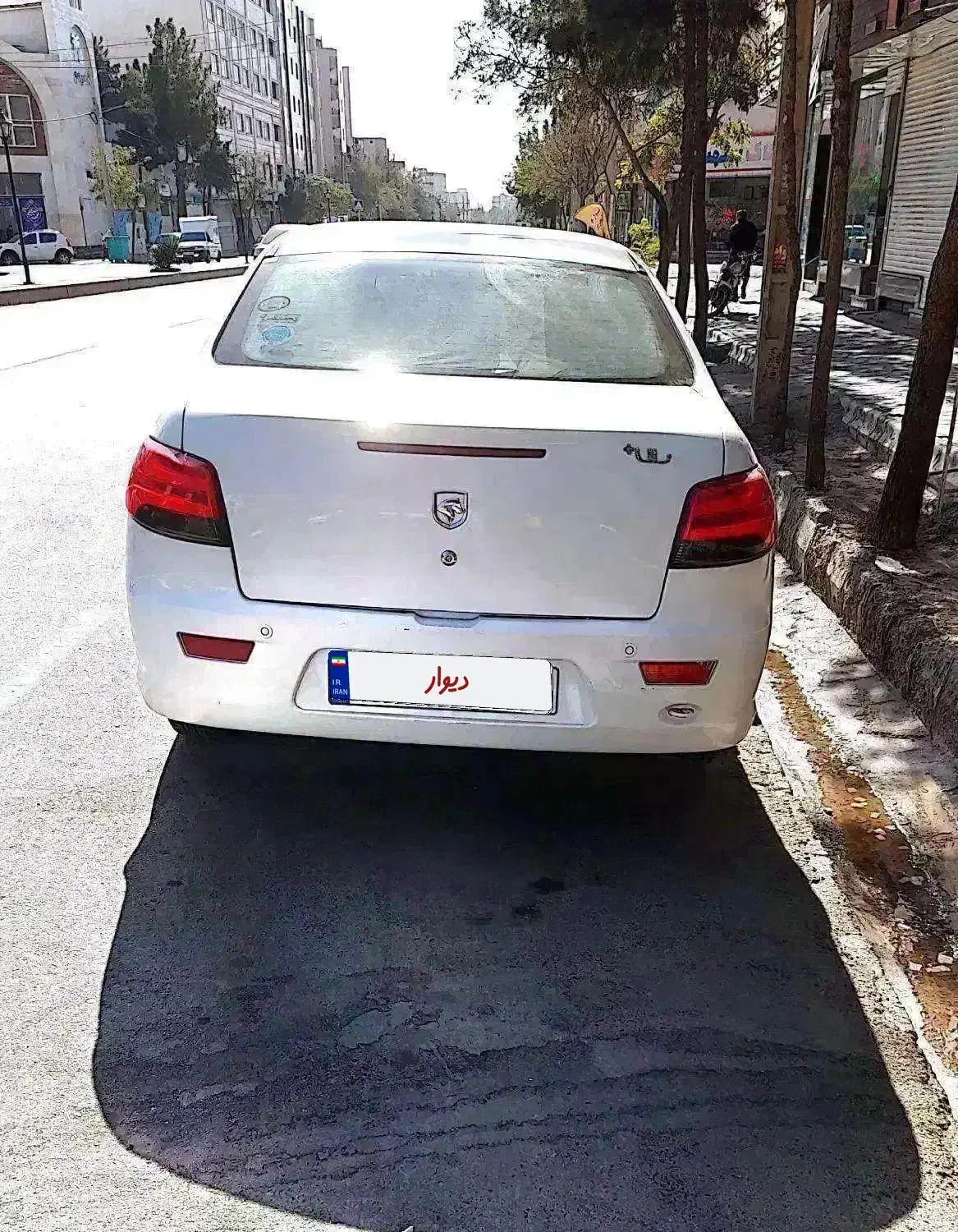 رانا پلاس ارتقا یافته 1402 با موتور TU5|خودرو سواری و وانت|سبزوار, فرهنگیان|دیوار